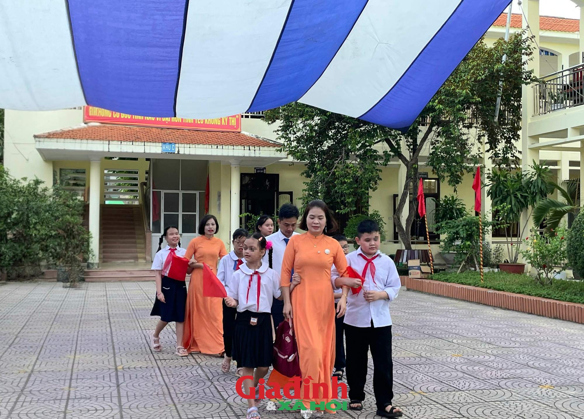 Lễ khai giảng đặc biệt tại Trường Giáo dục chuyên biệt Hải Phòng - Ảnh 1. Lễ khai giảng đặc biệt tại Trường Giáo dục chuyên biệt Hải Phòng - Ảnh 1.