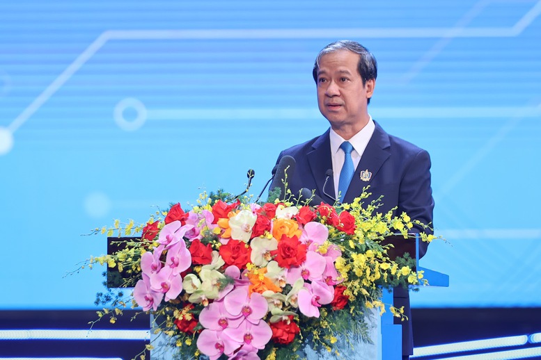 Lãnh đạo Đảng, Nhà nước dự kỷ niệm 80 năm ngành Giáo dục và khai giảng năm học mới- Ảnh 5. Lãnh đạo Đảng, Nhà nước dự kỷ niệm 80 năm ngành Giáo dục và khai giảng năm học mới- Ảnh 5.
