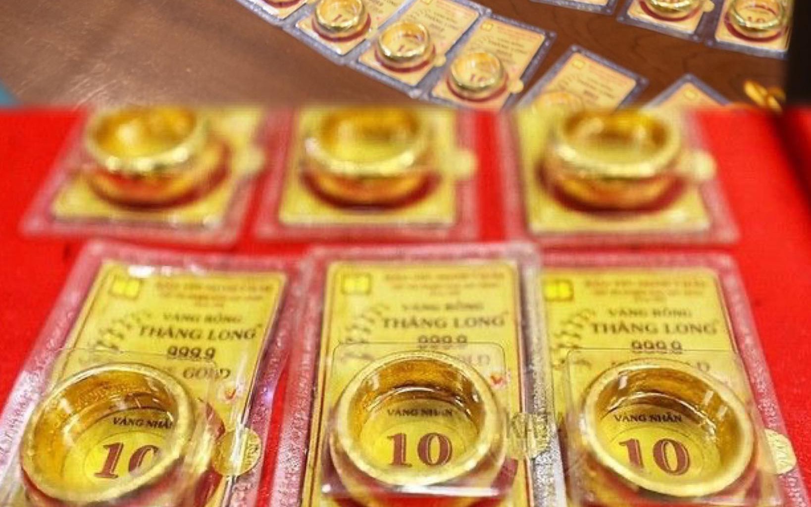 Giá vàng hôm nay 10 / 9: Vàng SJC , vàng nhẫn giảm giá mạnh - Ảnh 1.