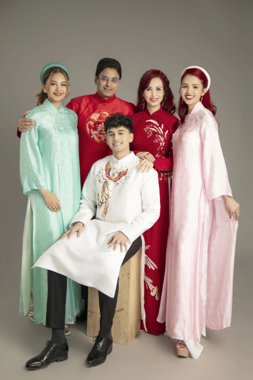 Con g&aacute;i thứ hai của Hoa hậu Diệu Hoa: T&agrave;i sắc vẹn to&agrave;n - Ảnh 2.