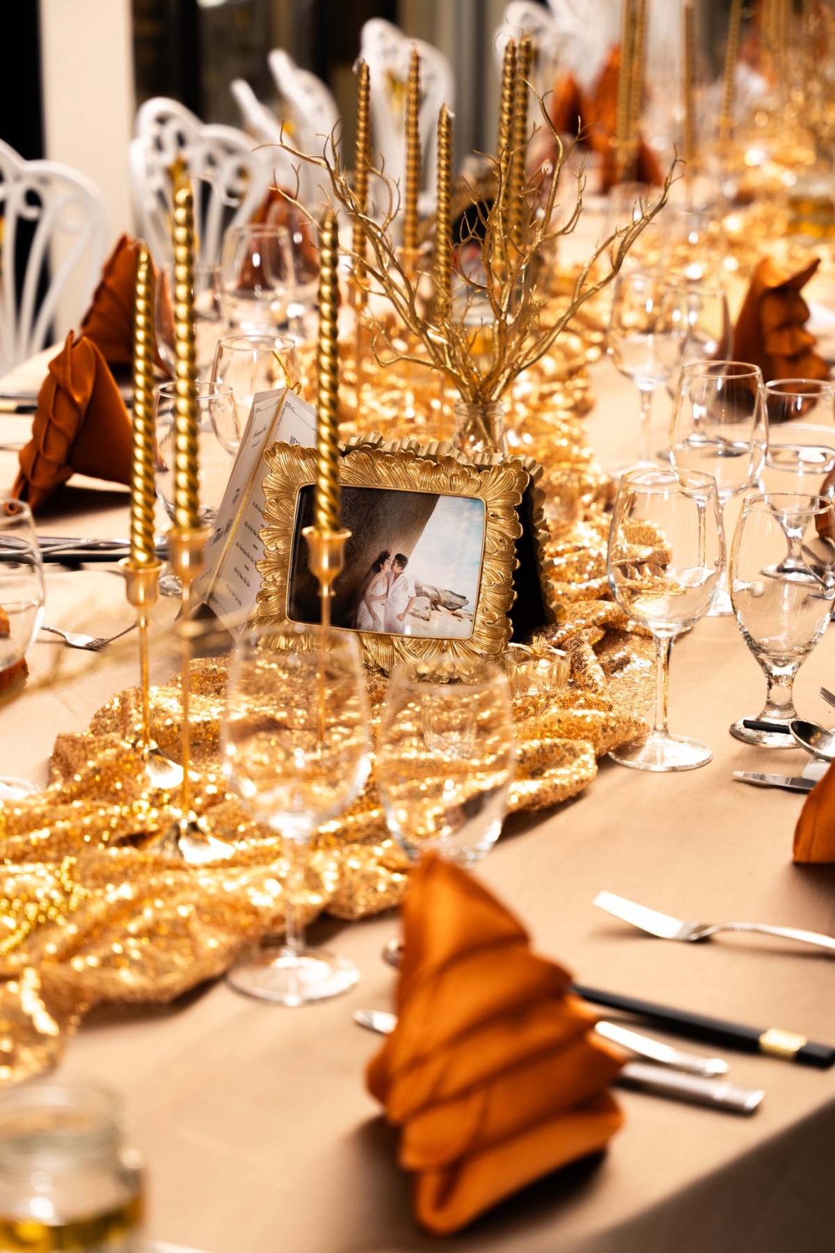 Biệt thự lộng lẫy của V&acirc;n Trang kỷ niệm ng&agrave;y cưới đầy &yacute; nghĩa - Ảnh 5.