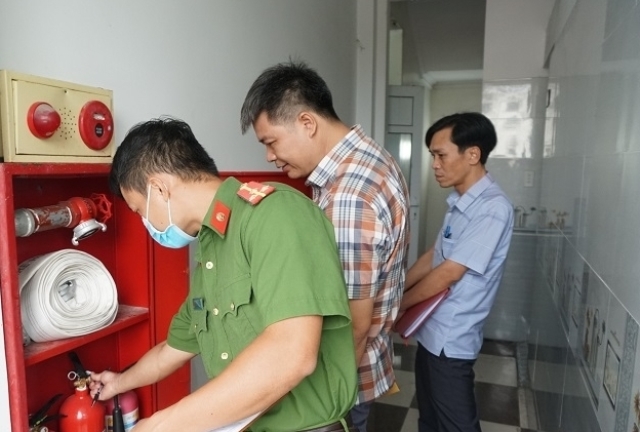 Công bố 42 cơ sở không đảm bảo phòng cháy chữa cháy tại thanh hóa - Ảnh 1. Công bố 42 cơ sở không đảm bảo phòng cháy chữa cháy tại thanh hóa - Ảnh 1.