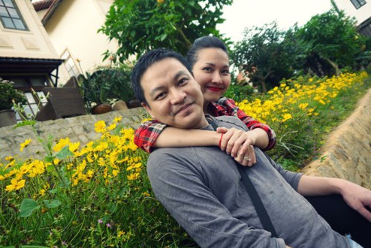 Cuộc h&ocirc;n nh&acirc;n k&iacute;n tiếng k&eacute;o d&agrave;i gần một thập kỷ của Kim Hiền