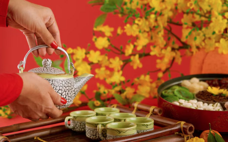 10 Điều Tối Kỵ Khi Gặp Mặt Đầu Năm: Một Hành Động Sai Khiến Bạn Bị Đánh Giá Thấp