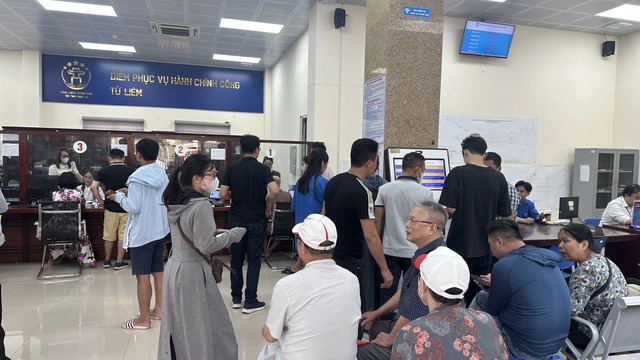 Người d&acirc;n c&oacute; sổ trắng, sổ xanh được cấp đổi sang sổ đỏ theo quy định mới; Ng&agrave;y nghỉ lễ 24/11 năm nay rơi v&agrave;o thứ mấy? - Ảnh 5.