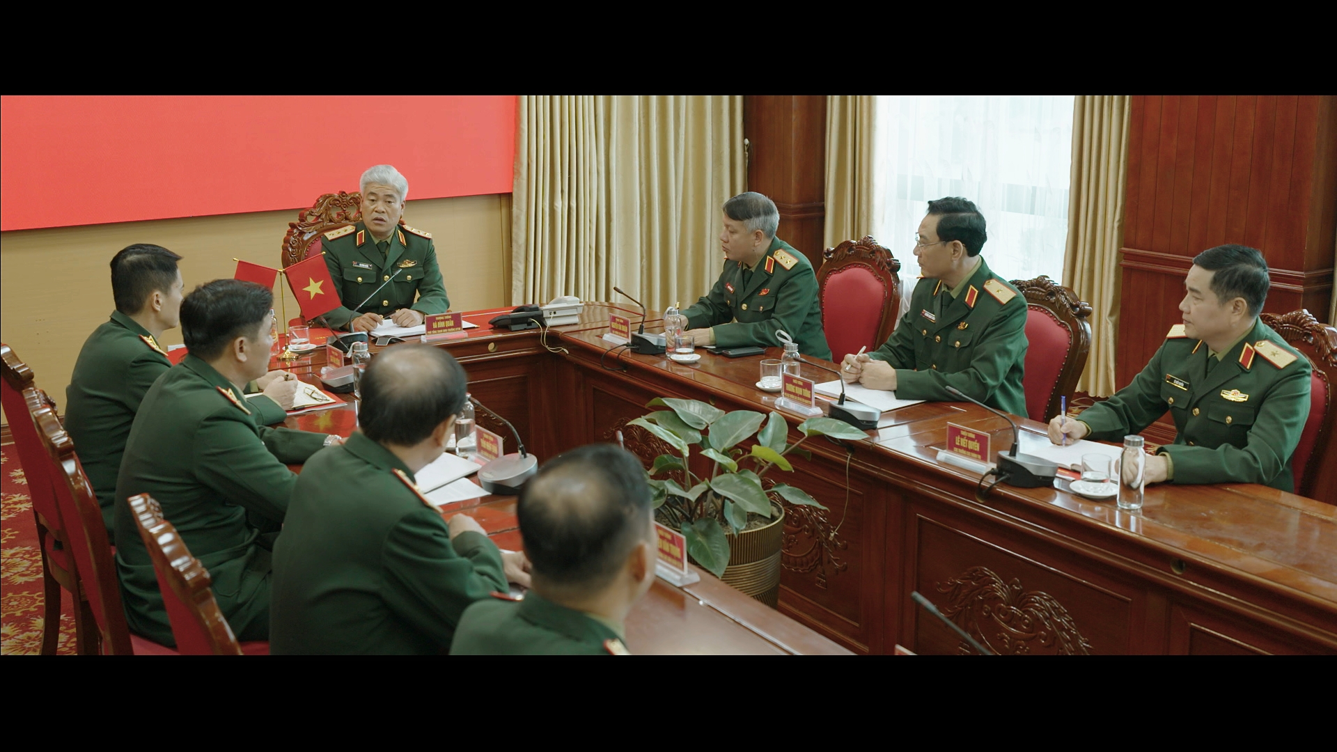 l&yacute; do mời Steven Nguyễn &ndash; Nam phản diện phim 'Mưa đỏ' v&agrave;o vai Trung t&aacute; qu&acirc;n đội - Ảnh 5.