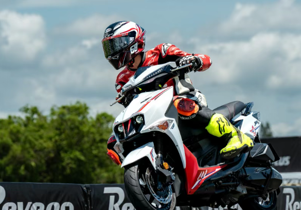 Xe ga 150cc giá 49 triệu đồng trang bị chẳng kém SH, SH Mode, rẻ hơn Air Blade - Ảnh 4. Xe ga 150cc giá 49 triệu đồng trang bị chẳng kém SH, SH Mode, rẻ hơn Air Blade - Ảnh 4.