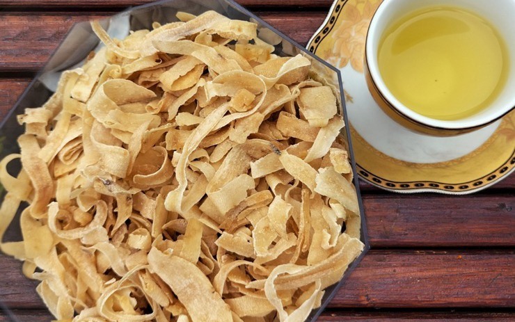 Mứt Rễ Cây Giá Độc Đáo: Hơn Nửa Triệu Đồng Mỗi Kg Vẫn Cháy Hàng Dịp Tết