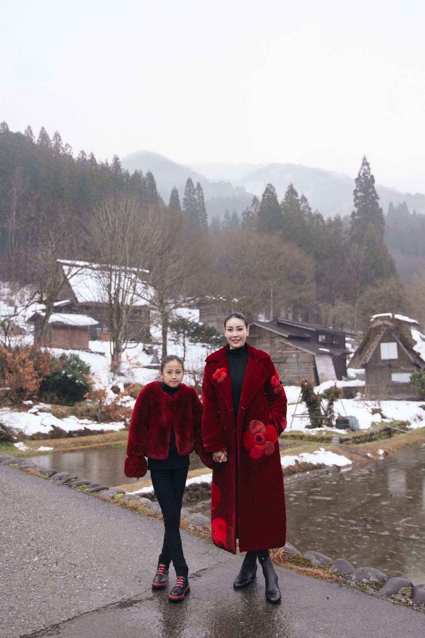 Con trai v&agrave; con g&aacute;i H&agrave; Kiều Anh g&acirc;y ch&uacute; &yacute; - Ảnh 1.