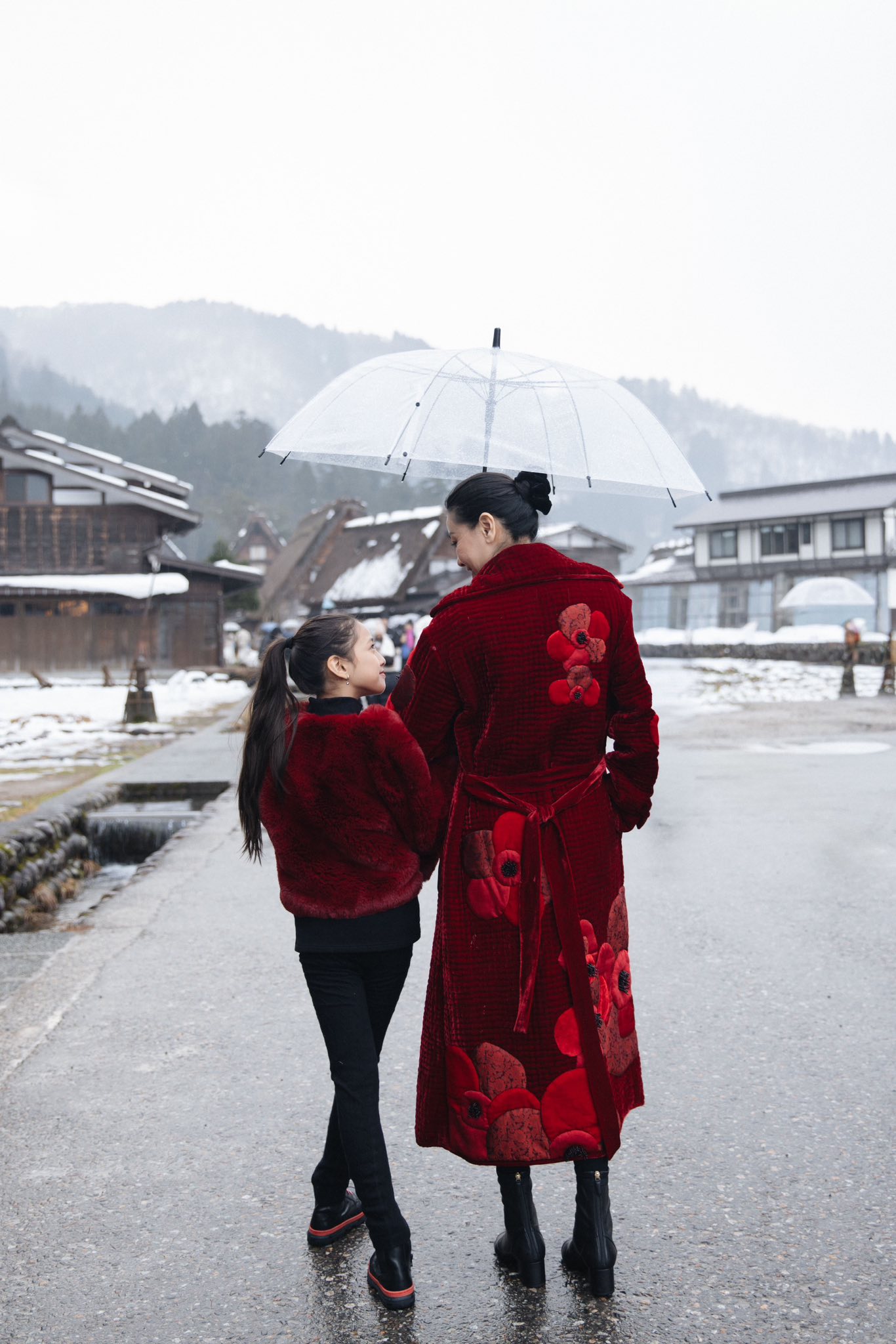 Con trai v&agrave; con g&aacute;i H&agrave; Kiều Anh g&acirc;y ch&uacute; &yacute; - Ảnh 3.