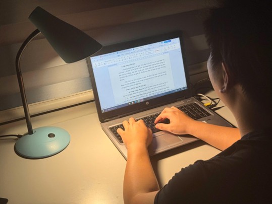 Th&oacute;i quen sinh hoạt b&agrave;o m&ograve;n sức khỏe người trẻ đ&ocirc; thị cần thay đổi ngay - Ảnh 2.