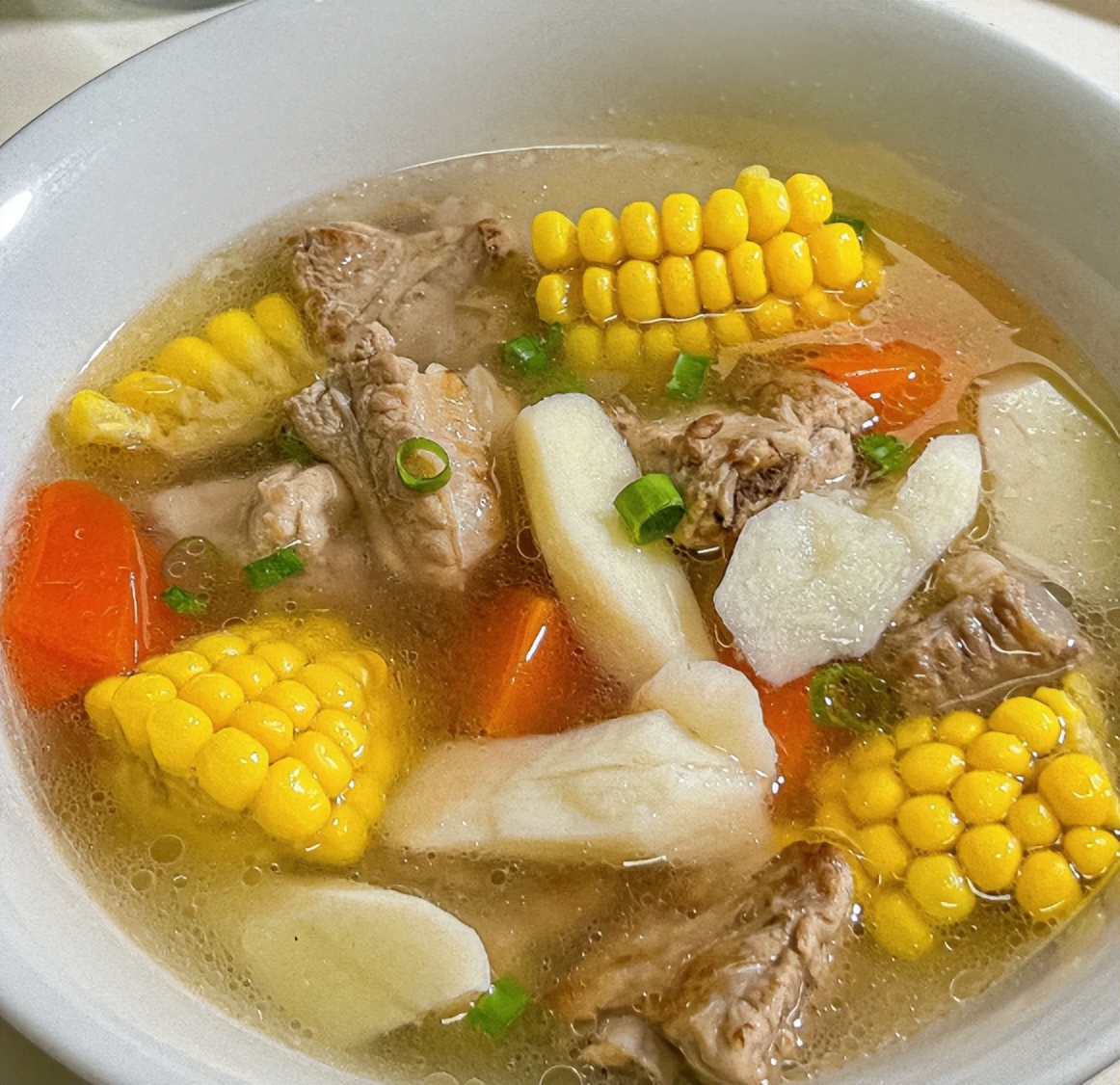 Nấu 4 m&oacute;n canh si&ecirc;u ngọt ngon n&agrave;y ăn ngay để kh&ocirc;ng c&ograve;n cảm gi&aacute;c "bị đ&oacute;ng băng" khi đợt r&eacute;t s&acirc;u sắp tr&agrave;n về- Ảnh 12.