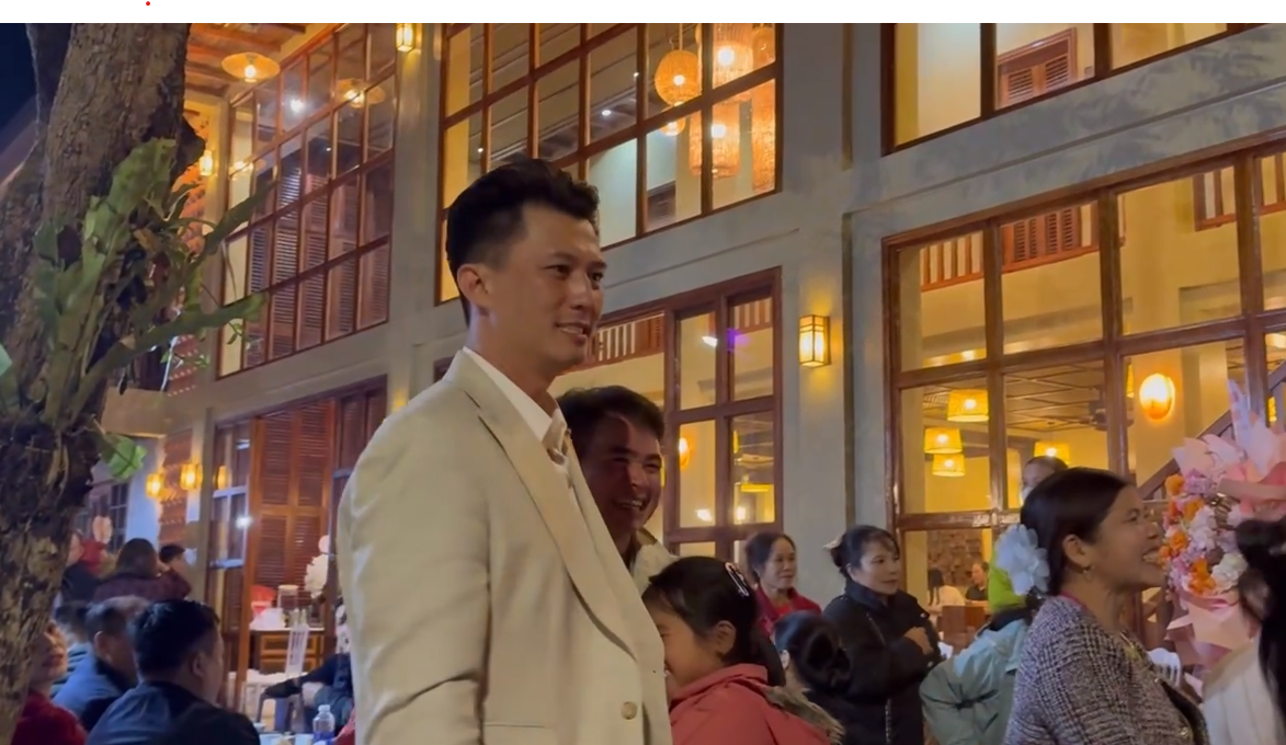 Căn nh&agrave; mới của H&agrave; Việt Dũng: Kết hợp du lịch v&agrave; gia đ&igrave;nh ở qu&ecirc; hương - Ảnh 16.