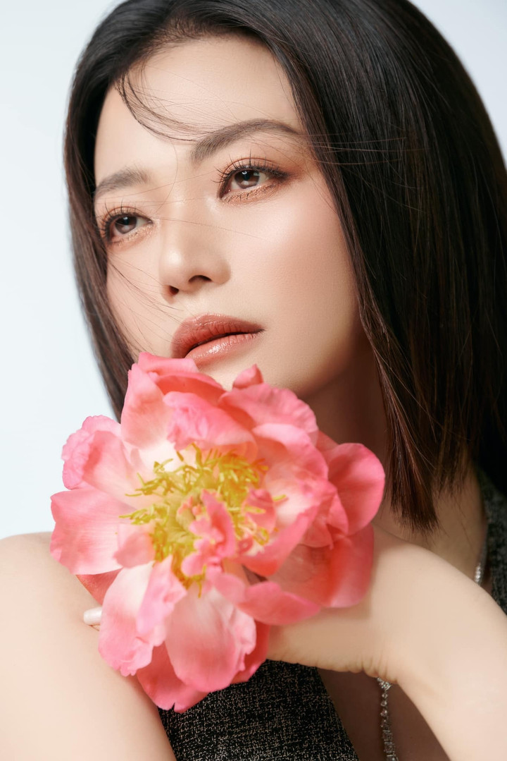 Nhan sắc trẻ đẹp ở tuổi U50 của nữ NSƯT đang g&acirc;y sốt tr&ecirc;n phim giờ v&agrave;ng VTV - Ảnh 13.