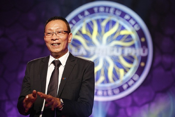 Học vấn đ&aacute;ng nể của d&agrave;n MC chương tr&igrave;nh 'Ai l&agrave; triệu ph&uacute;' - Ảnh 1.