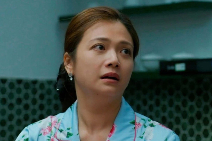 Nhan sắc trẻ đẹp ở tuổi U50 của nữ NSƯT đang g&acirc;y sốt tr&ecirc;n phim giờ v&agrave;ng VTV - Ảnh 2.