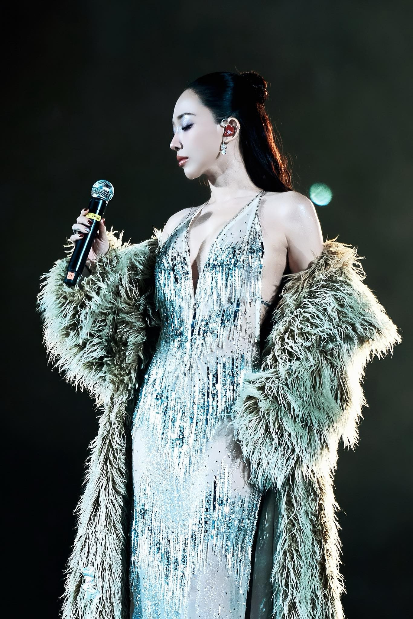 Tuổi 37 của T&oacute;c Ti&ecirc;n - Ảnh 18.