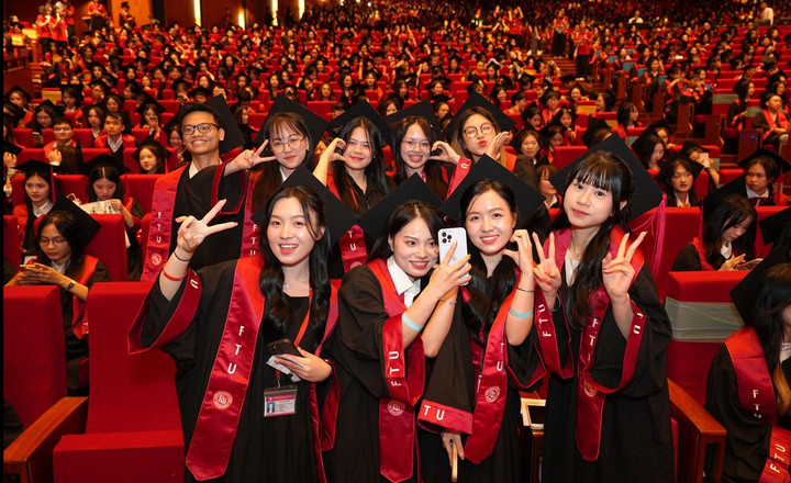 Gần 100 trường đại học c&ocirc;ng bố lịch nghỉ Tết B&iacute;nh Ngọ: &lsquo;Kỷ lục&rsquo; nghỉ tới 43 ng&agrave;y - Ảnh 1.