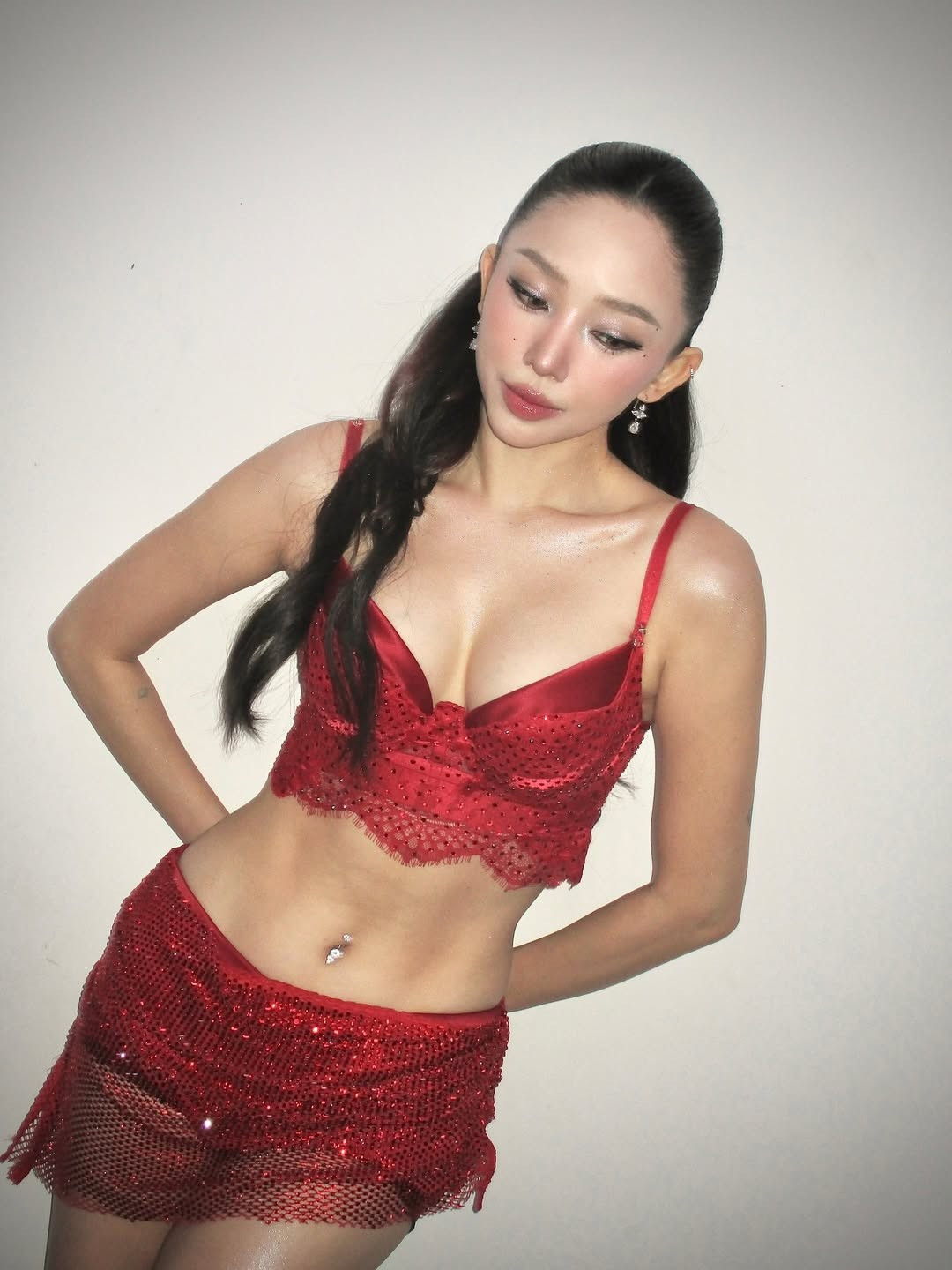 Tuổi 37 của T&oacute;c Ti&ecirc;n - Ảnh 78.