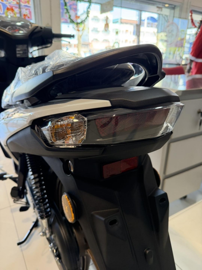 Trải nghiệm xe số Honda Wave 110cc giá 28 triệu đồng bán ở Việt Nam phong cách hiện đại, trang bị đỉnh cao, cốp rộng, rẻ hơn Future, cạnh tranh Wave Alpha - Ảnh 4. Trải nghiệm xe số Honda Wave 110cc giá 28 triệu đồng bán ở Việt Nam phong cách hiện đại, trang bị đỉnh cao, cốp rộng, rẻ hơn Future, cạnh tranh Wave Alpha - Ảnh 4.