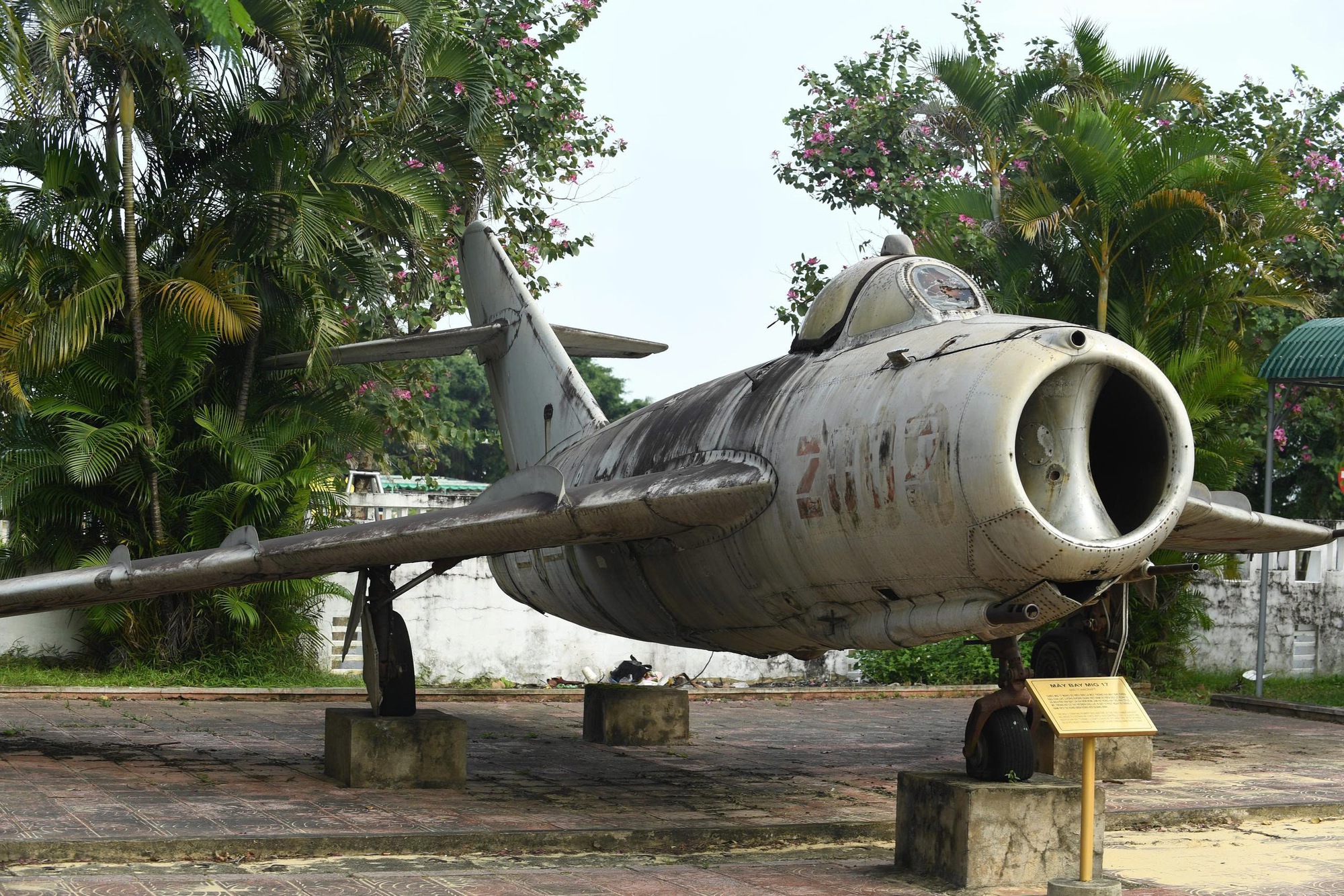 Cận cảnh máy bay MIG 17 với trận chiến lịch sử ở biển Đông - Ảnh 7. Cận cảnh máy bay MIG 17 với trận chiến lịch sử ở biển Đông - Ảnh 7.