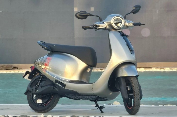 Xe m&aacute;y điện gi&aacute; 23 triệu đồng với thiết kế sang trọng , vượt trội hơn Honda Vision - Ảnh 3.