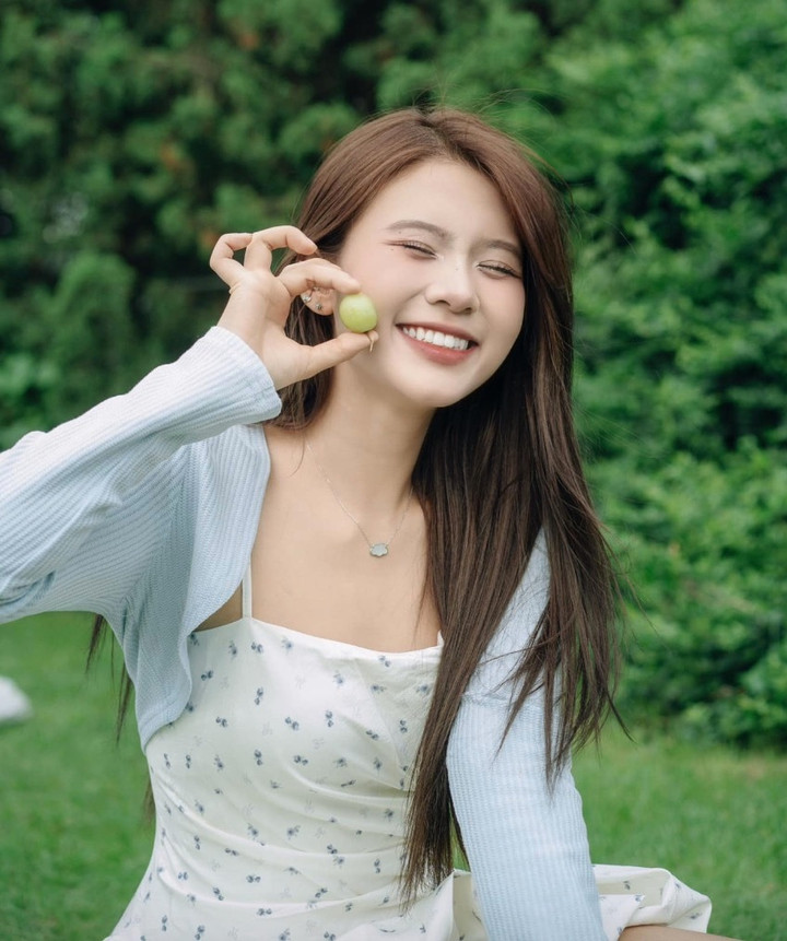 Vẻ ngọt ng&agrave;o của diễn vi&ecirc;n sinh năm 2001 đ&oacute;ng c&ugrave;ng l&uacute;c 2 phim giờ v&agrave;ng VTV - Ảnh 12.