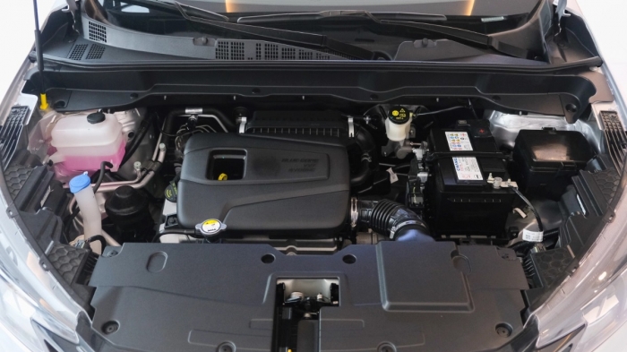 SUV hạng B giá 327 triệu đồng đẹp sang trọng, nội thất cao cấp, rẻ hơn Kia Morning, Hyundai Grand i10 khiến dân tình xôn xao - Ảnh 5. SUV hạng B giá 327 triệu đồng đẹp sang trọng, nội thất cao cấp, rẻ hơn Kia Morning, Hyundai Grand i10 khiến dân tình xôn xao - Ảnh 5.