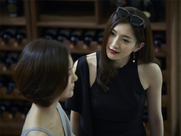 Em chồng 'thương mẹ bằng mồm', x&eacute;o xắt chị d&acirc;u v&agrave; c&aacute;i kết kh&ocirc;ng thể hả h&ecirc; hơn - Ảnh 2.