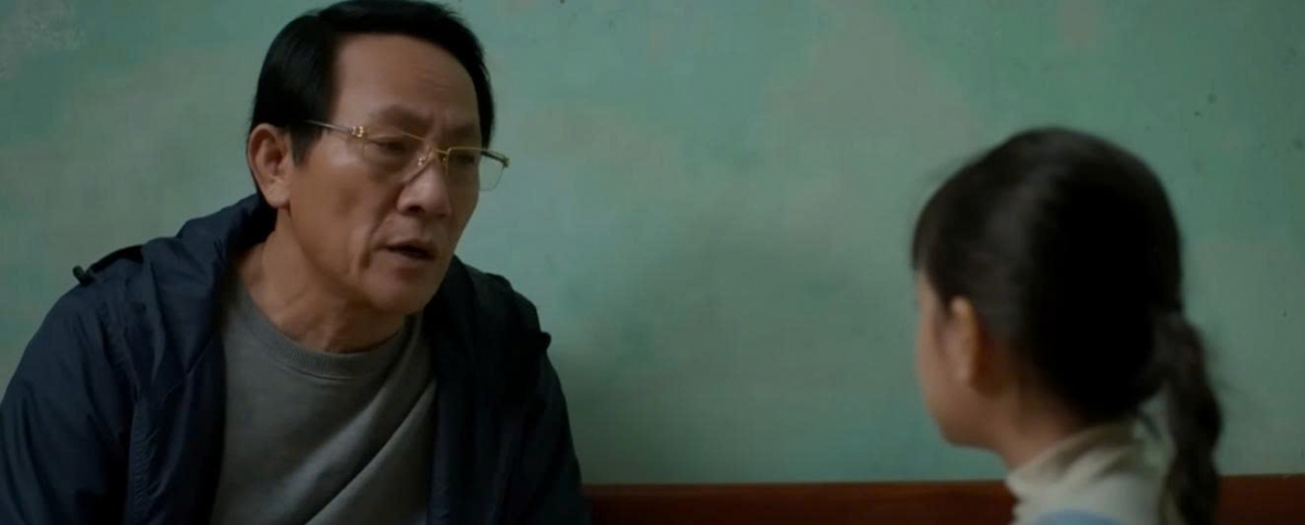 &Ocirc;ng Phi ghen khi chứng kiến b&agrave; &Aacute;nh th&acirc;n thiết với học vi&ecirc;n nam - Ảnh 3.