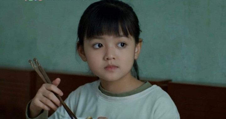 Hậu trường chụp ảnh cưới tươi xinh của &Aacute; hậu Phương Nhi - Ảnh 3.