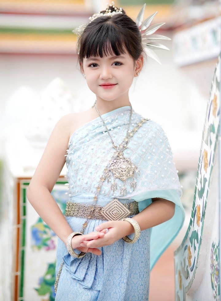 Hậu trường chụp ảnh cưới tươi xinh của &Aacute; hậu Phương Nhi - Ảnh 7.