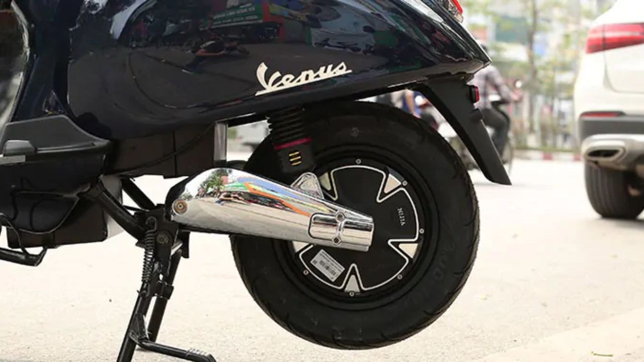 Xe máy điện giá rẻ dưới 20 triệu đồng: Lựa chọn tuyệt vời cho học sinh - Ảnh 4. Xe máy điện giá rẻ dưới 20 triệu đồng: Lựa chọn tuyệt vời cho học sinh - Ảnh 4.