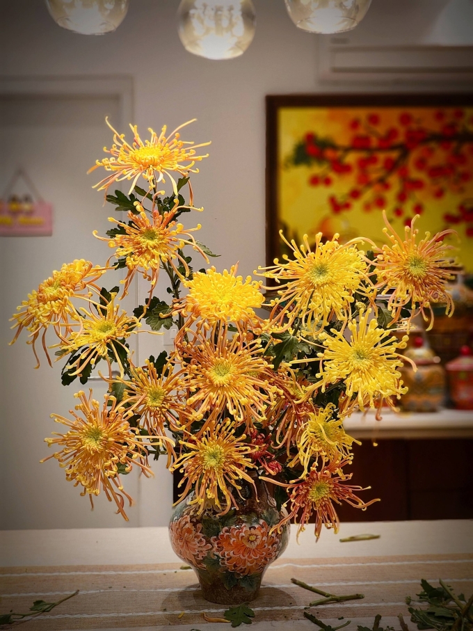 B&iacute; quyết giữ hoa c&uacute;c tươi l&acirc;u cả Tết l&ecirc;n tới 25 ng&agrave;y - Ảnh 2.