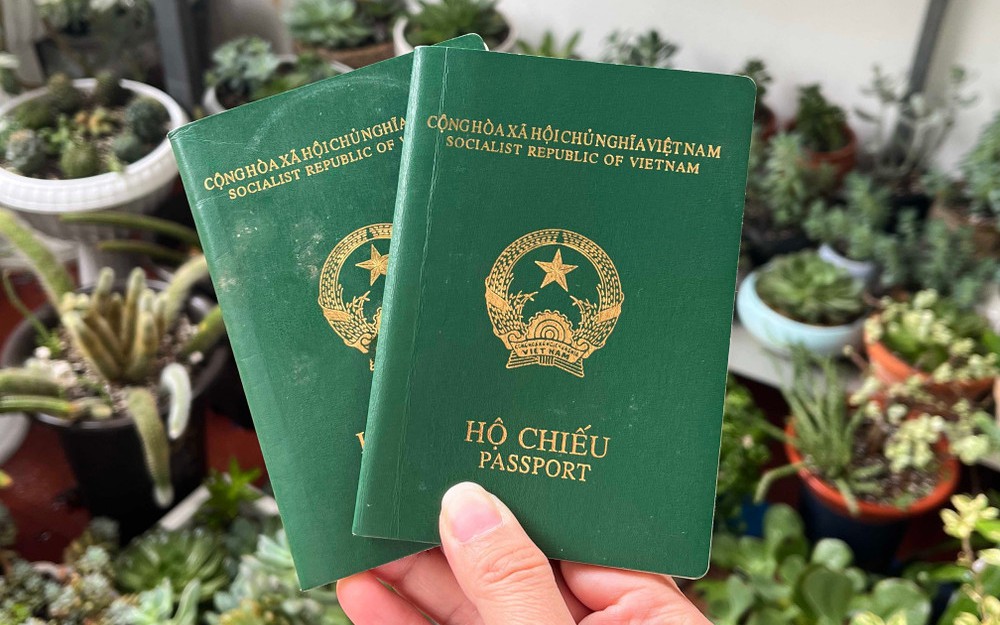 ho-chieu-passport-1769186239268594248288-91-0-716-1000-crop-17691864563971991758458.jpg