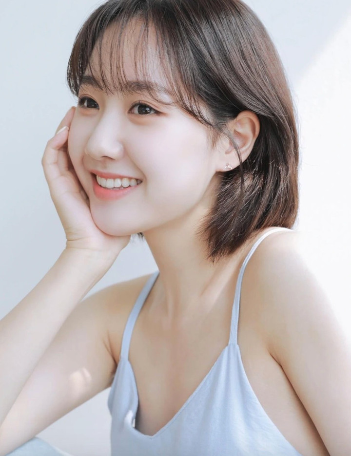 Cuộc sống tr&aacute;i ngược của 2 sao nh&iacute; đ&igrave;nh đ&aacute;m trong phim 'Gia đ&igrave;nh l&agrave; số một' - Ảnh 2.