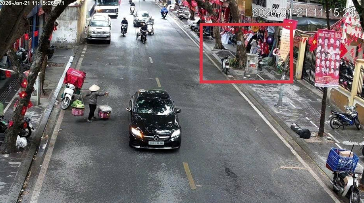 H&agrave; Nội: Gần 300 trường hợp bị vi phạm trật tự đ&ocirc; thị bị 'phạt nguội' qua hệ thống Camera AI  - Ảnh 2.