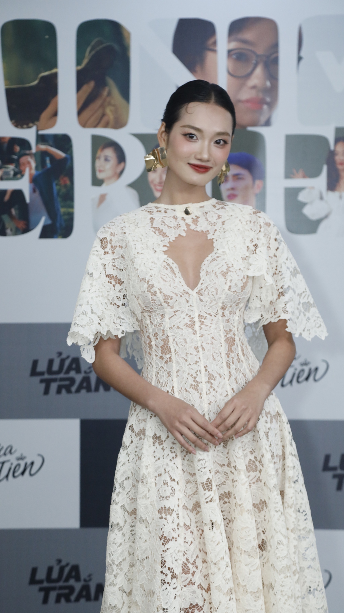 Dàn mỹ nhân hội tụ trong phim mới 'Lời hứa đầu tiên' - Ảnh 7. Dàn mỹ nhân hội tụ trong phim Lời hứa đầu tiên - Ảnh 6.