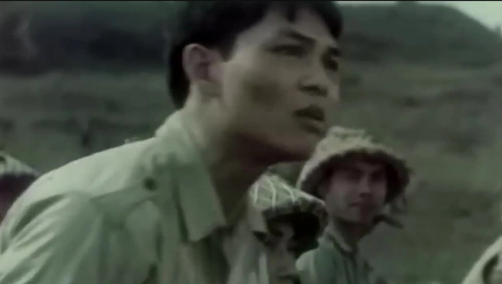 Nam nghệ sĩ Nh&acirc;n d&acirc;n lập gia đ&igrave;nh ở tuổi 46 v&agrave; cuộc sống k&iacute;n tiếng sau &aacute;nh đ&egrave;n s&acirc;n khấu - Ảnh 2.