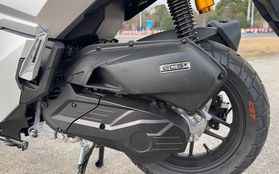 Xe ga 247cc gi&aacute; 56 triệu đồng đẹp đẳng cấp, trang bị chẳng k&eacute;m Honda SH, rẻ hơn SH Mode, chỉ như Air Blade khuấy đảo thị trường - Ảnh 1.