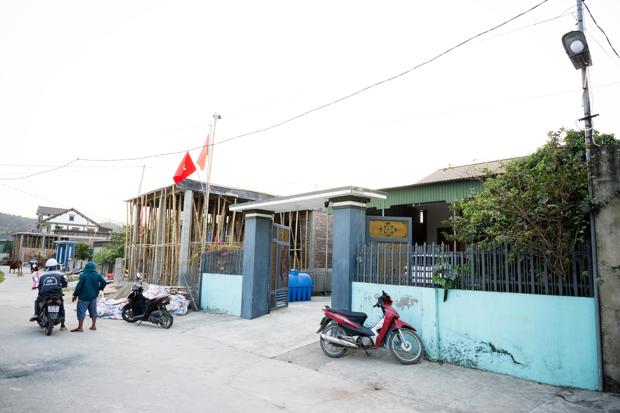 Đ&igrave;nh Bắc v&agrave; Ng&ocirc;i nh&agrave; giản dị 37 tỷ như cung điện ở Nghệ An - Ảnh 5.