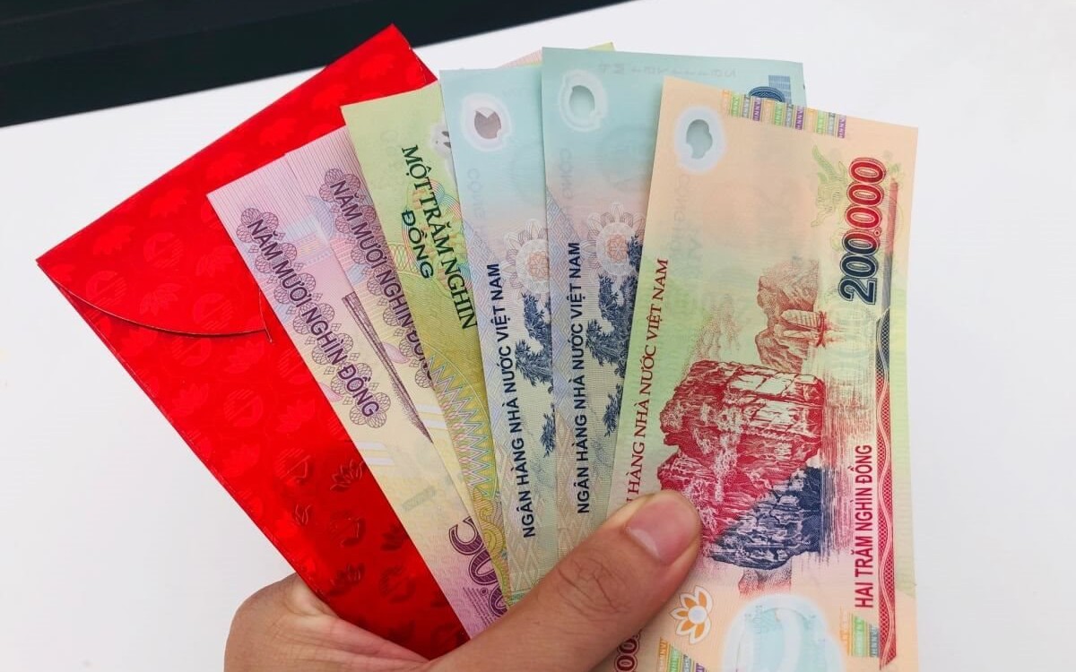 Tết Bính Ngọ 2026: Mức tiền mừng tuổi bao nhiêu là hợp lý để gửi tiết kiệm?