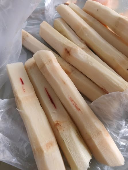 Dấu hiệu dễ bị bỏ qua trong mía có thể gây độc cho sức khỏe bạn - Ảnh 4. Dấu hiệu dễ bị bỏ qua trong mía có thể gây độc cho sức khỏe bạn - Ảnh 4.