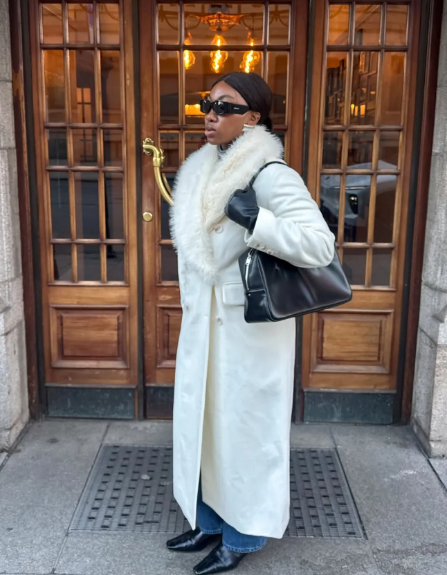 C&ocirc;ng thức phối đồ thời thượng c&ugrave;ng &aacute;o kho&aacute;c m&agrave;u kem - Ảnh 9.