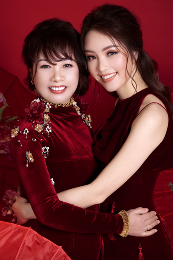 BTV Thụy V&acirc;n được mẹ ruột hỗ trợ chuẩn bị Tết nguy&ecirc;n đ&aacute;n như thế n&agrave;o? - Ảnh 3.