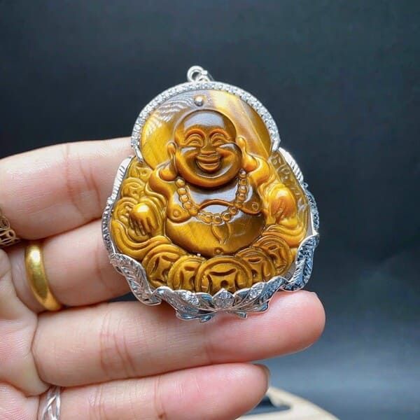 Vật phẩm phong thủy đeo tr&ecirc;n người h&oacute;a s&aacute;t, rước may mắn cho 12 con gi&aacute;p năm 2026 - Ảnh 2.