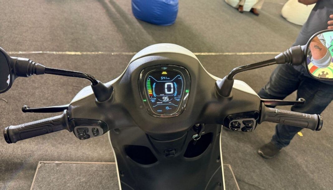 Xe máy điện giá rẻ 2026: Lựa chọn tuyệt vời thay thế xe xăng - Ảnh 4. Xe máy điện giá rẻ 2026: Lựa chọn tuyệt vời thay thế xe xăng - Ảnh 4.