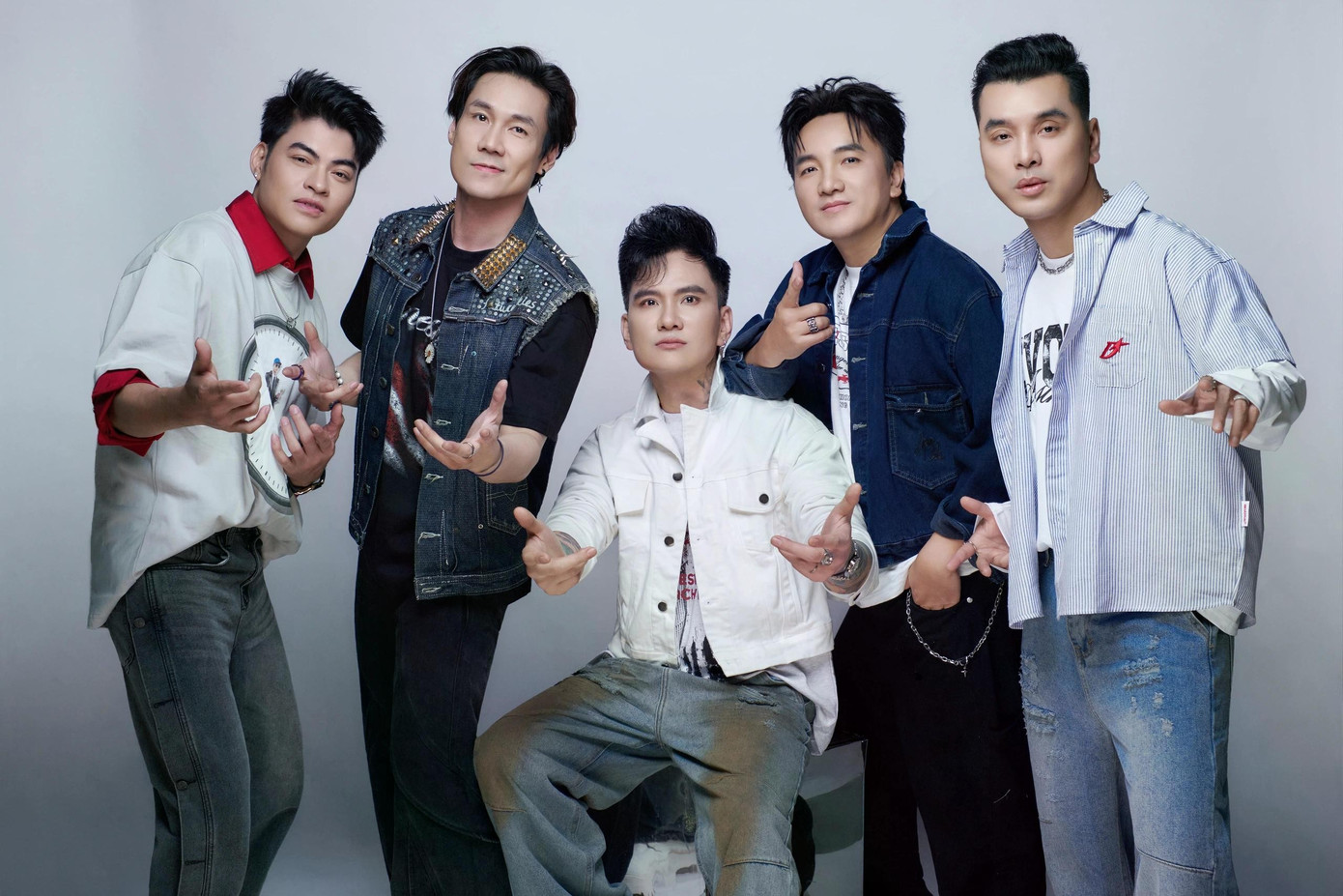 Xử phạt ca sĩ Kh&aacute;nh Phương - Ảnh 2.