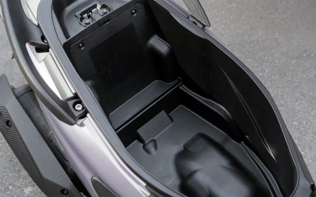 Trải nghiệm Honda SH 2026 gi&aacute; 109 triệu đồng đẹp sang trọng, thiết kế cực chất, c&oacute; phanh ABS liệu đ&aacute;ng tiền? - Ảnh 1.