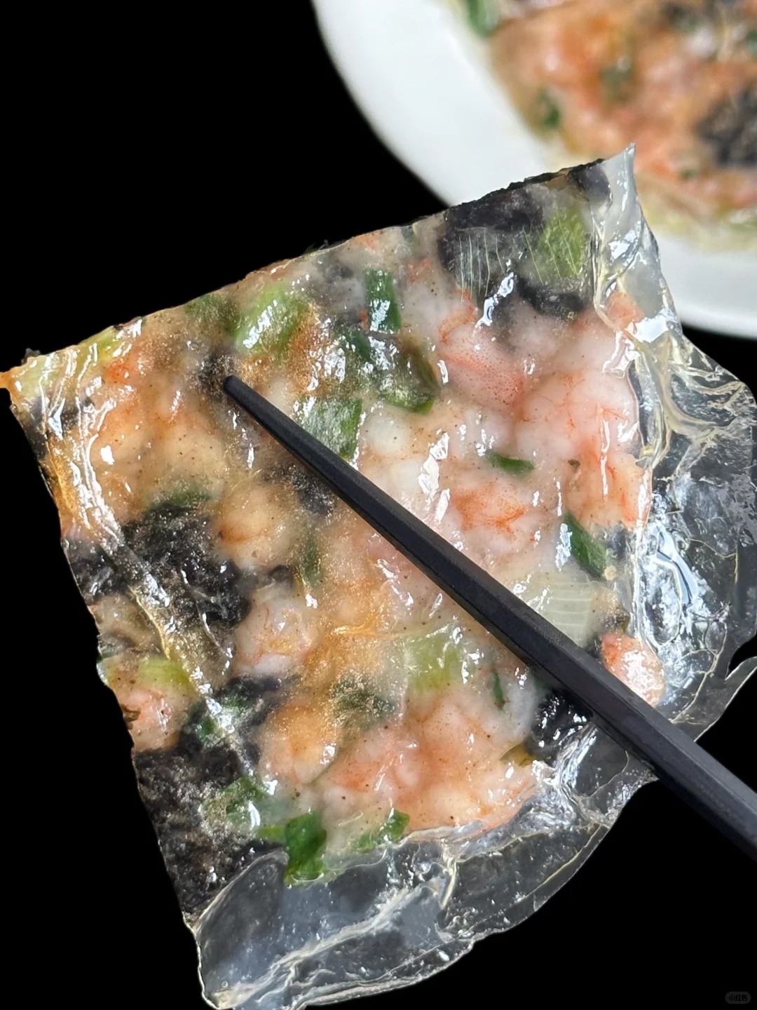 Đừng chỉ dùng cuốn nem, mang bánh tráng Việt làm theo cách này đảm bảo cả nhà tranh nhau gắp vì quá ngon- Ảnh 11. Đừng chỉ dùng cuốn nem, mang bánh tráng Việt làm theo cách này đảm bảo cả nhà tranh nhau gắp vì quá ngon- Ảnh 11.